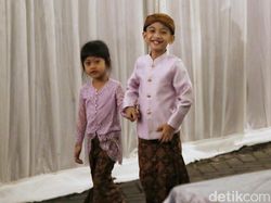 Momen Jan Ethes Gandeng Sedah Mirah Saat Dampingi Jokowi, Gemas Banget