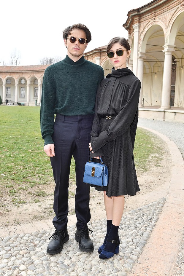 Natalia Dyer dan Charlie Heaton/Foto: Dok. gq-magazine Pasangan Hollywood yang Paling Stylish