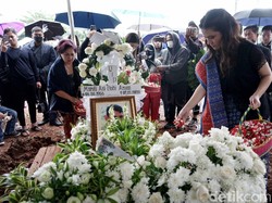 Kenangan Marsha Aruan Bersama Mendiang Ayah