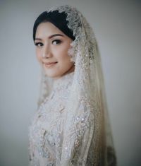 Gaya Elegan Erina Gudono Di Acara Pengajian Jelang Pernikahan