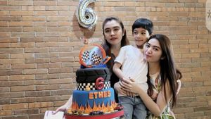 Pesona Selvi Ananda Saat Jajan hingga Temani Jan Ethes Makan