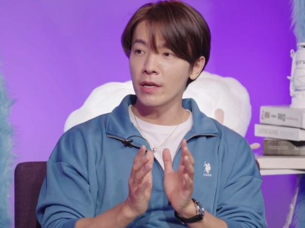 Potret Donghae dalam siaran radio It's A Dream/ Foto: naver.now.com Potret Donghae dalam siaran radio It's A Dream