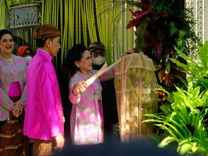 Iriana Jokowi Restui Kaesang Menikah: Bahagia Ya Le! Iriana Jokowi Restui Kaesang Menikah: Bahagia Ya Le!