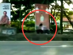 Detik-detik Pria Gondrong di Konawe Pukul dan Tendang Wanita hingga Ambruk