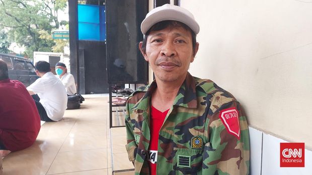 Ricky Betrik, saksi serangan bom bunuh diri di Polsek Astana Anyar
