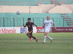 Skor Persita Vs PSM 0-0 hingga Menit 15, Kedua Tim Masih Buntu
