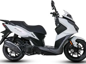 PCX-Nmax Minggir! Skutik Baru SYM Ini Bisa Buat Bawa Galon PCX-Nmax Minggir! Skutik Baru SYM Ini Bisa Buat Bawa Galon