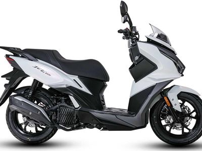 PCX-Nmax Minggir! Skutik Baru SYM Ini Bisa Buat Bawa Galon