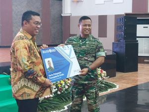 TransJakarta Serahkan 3.620 Kartu Layanan Gratis ke Prajurit Kodam Jaya TransJakarta Serahkan 3.620 Kartu Layanan Gratis ke Prajurit Kodam Jaya