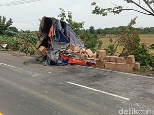 Jabar Hari Ini: Kecelakaan Maut Jalur Pantura hingga Kemunculan Sesar Cugenang Jabar Hari Ini: Kecelakaan Maut Jalur Pantura hingga Kemunculan Sesar Cugenang