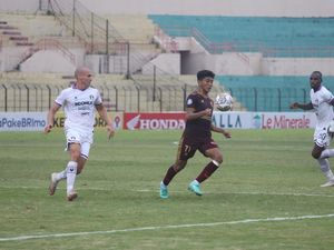 Striker PSM Mufli Hidayat Janji Adaptasi Usai Dijadikan Bek saat Lawan Madura