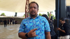 Abah Lala Mau Sumbang Lagu Ojo Dibandingke di Tasyakuran Kaesang-Erina