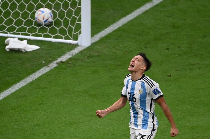 Argentina ke Semifinal Piala Dunia 2022 Argentina melaju ke semifinal Piala Dunia 2022. Albiceleste meraih hasil itu usai mengalahkan Belanda lewat adu penalti.