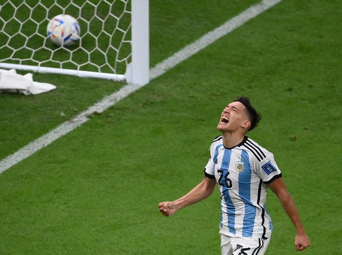 Argentina melaju ke semifinal Piala Dunia 2022. Albiceleste meraih hasil itu usai mengalahkan Belanda lewat adu penalti.
