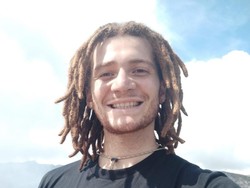 Bangganya Pria Prancis Punya Nama Asep