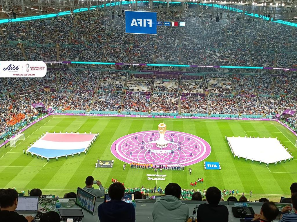 Lionel Messi dan Lusail Stadium yang Adem-Panas Lionel Messi dan Lusail Stadium yang Adem-Panas