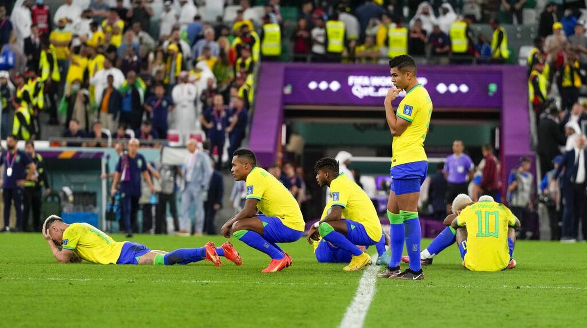 Brasil terhenti di perempatfinal Piala Dunia 2022 usai kalah adu penalti melawan Kroasia (Foto: AP/Frank Augstein)