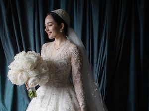 Foto: Penampilan Chelsea Islan bak Putri Raja saat Menikah di Katedral Foto: Penampilan Chelsea Islan bak Putri Raja saat Menikah di Katedral