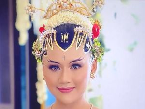Tata Rias Pengantin Putri Jogja: Ini Corak Paes dan Filosofinya Tata Rias Pengantin Putri Jogja: Ini Corak Paes dan Filosofinya