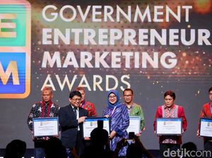 Inovasi Banyuwangi Homestay Naik Kelas Raih Gold Champion dari MarkPlus Inovasi Banyuwangi Homestay Naik Kelas Raih Gold Champion dari MarkPlus