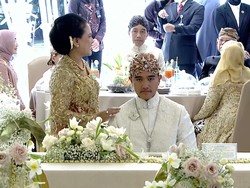 Jelang Akad Nikah, Kaesang Ditepuk Pundaknya 3 Kali oleh Iriana Jokowi