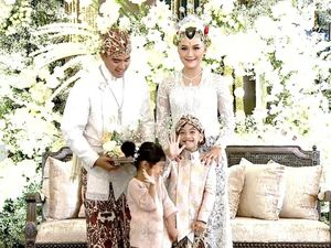 Aksi Jan Ethes dan Sedah Mirah Curi Perhatian Saat Kaesang-Erina Nikah