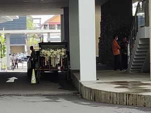 Kereta Kuda Bersiap di Royal Ambarrukmo Jelang Akad Nikah Kaesang-Erina