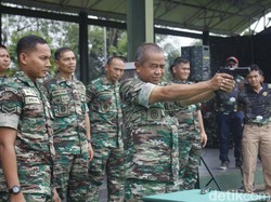Kala TNI dan Sipil Adu Tembak di Lapangan Mako Pusenif
