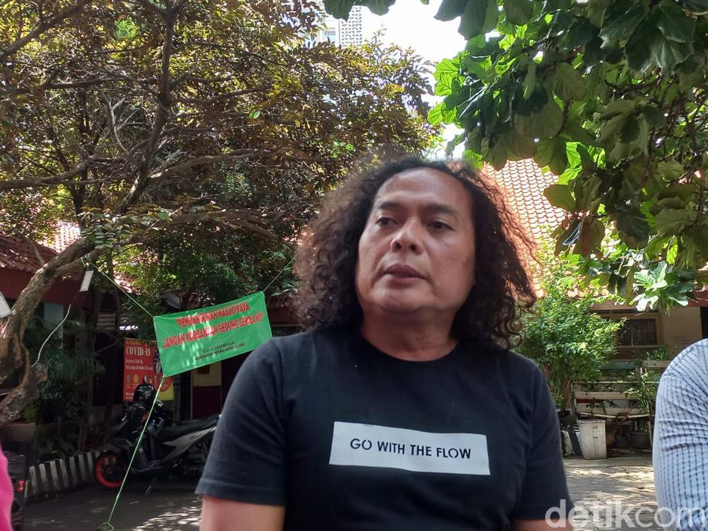 Besok, Polisi Periksa Deolipa soal Laporan ke Walkot Depok Besok, Polisi Periksa Deolipa soal Laporan ke Walkot Depok