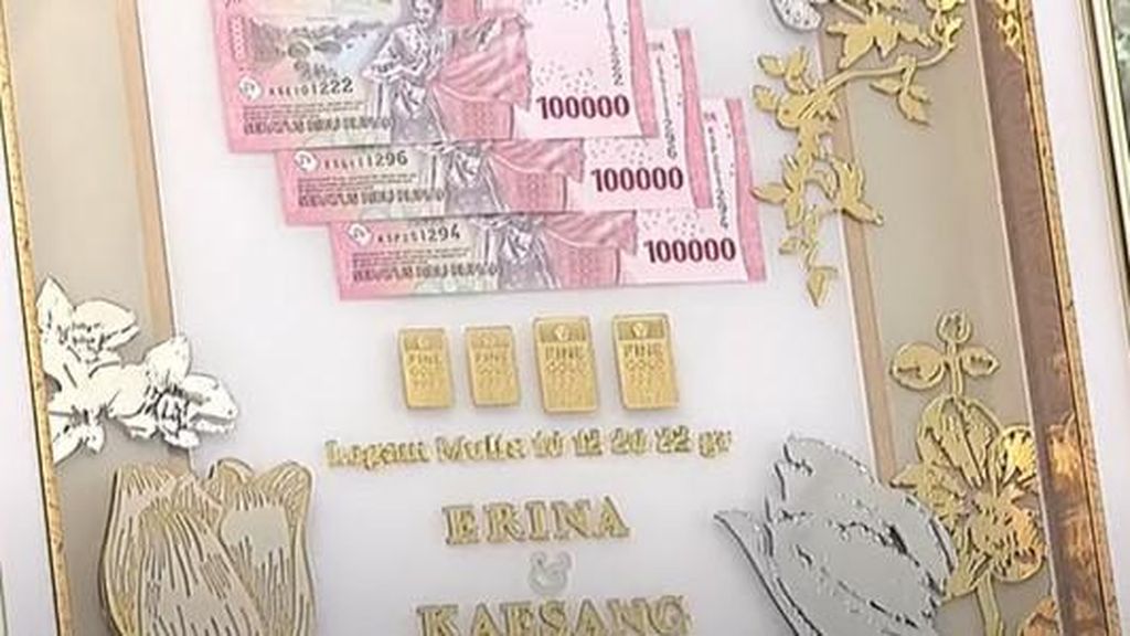 Ini Penampakkan Uang Mahar Kaesang yang Bikin Salfok Netizen Ini Penampakkan Uang Mahar Kaesang yang Bikin Salfok Netizen