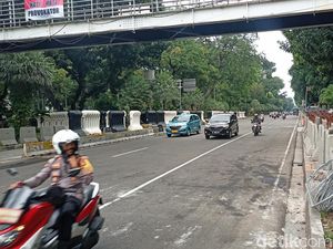 Massa Demo di Patung Kuda Bubar, Lalin ke Arah Istana Kembali Dibuka