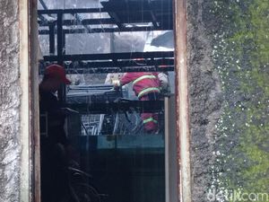 Penyebab Terbakarnya Gudang Petshop di Leuwipanjang Bandung