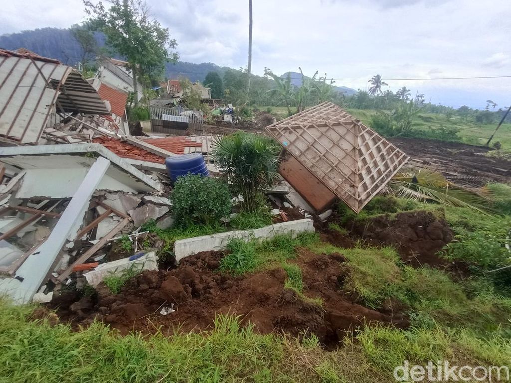 Jabar Hari Ini: Korban Gempa Cianjur Jadi 600 Orang