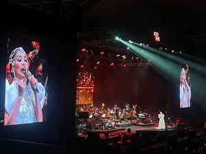 Suara Keabadian Reza Artamevia di Konser DEWA19 A Night at the Orchestra