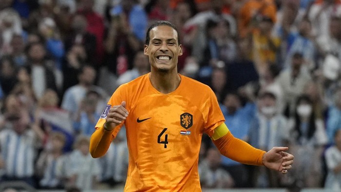 Virgil van Dijk of the Netherlands reacts after failing to score during a penalty shoot out at the end of the World Cup quarterfinal soccer match between the Netherlands and Argentina, at the Lusail Stadium in Lusail, Qatar, Saturday, Dec. 10, 2022. (AP Photo/Ricardo Mazalan)