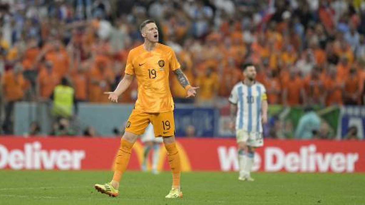 Belanda vs Argentina. (Foto: AFP/JUAN MABROMATA)