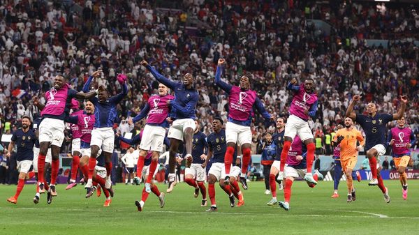 Prancis ke Semifinal!