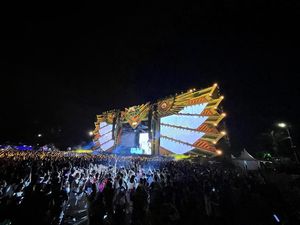 Pecah Banget! Martin Garrix hingga Yellow Claw Tutup Gelaran DWP 2022 Pecah Banget! Martin Garrix hingga Yellow Claw Tutup Gelaran DWP 2022
