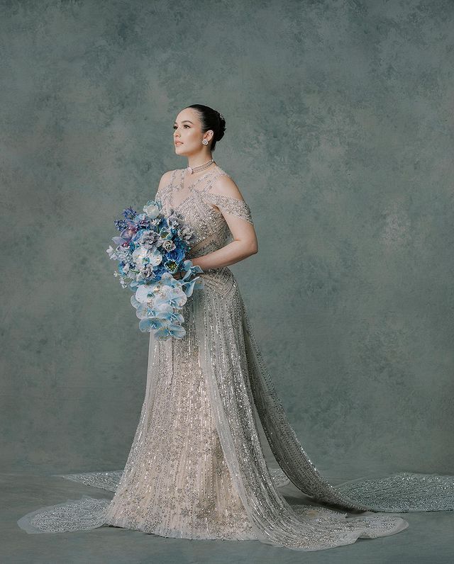 Gaun yang dikenakan Chelsea Islan saat resepsi pernikahan (Chelsea Islan/Foto: instagram.com/lxemoments)