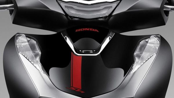 Lihat Lebih Dekat Skutik Baru Honda SH160i