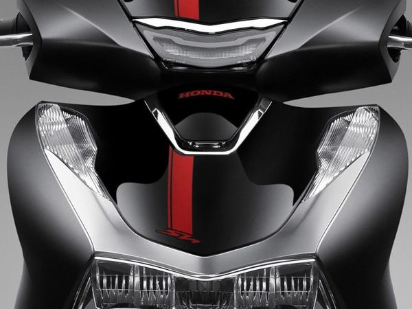 Lihat Lebih Dekat Skutik Baru Honda SH160i