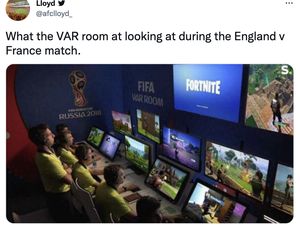 Meme Inggris Dibekuk Prancis, Wasit Diamuk Netizen