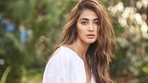 Pooja Hedge, Bintang Bollywood yang Disebut Kekasih Salman Khan
