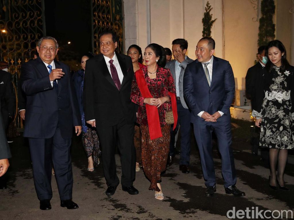 Terungkap Obrolan SBY dan Kaesang saat Antar Undangan Pernikahan