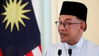 Malaysia Kucurkan Duit Usai Warga Teriak Gegara Biaya Hidup Melonjak