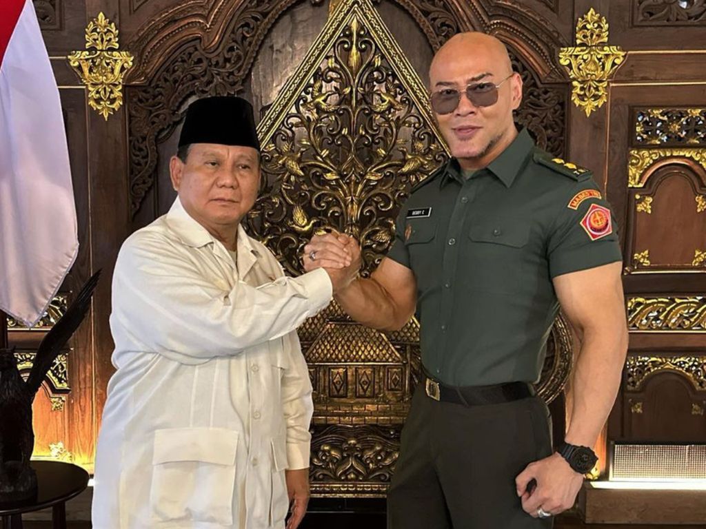 Kemhan-TNI Diminta Jelaskan Pemberian Pangkat Tituler Deddy Corbuzier