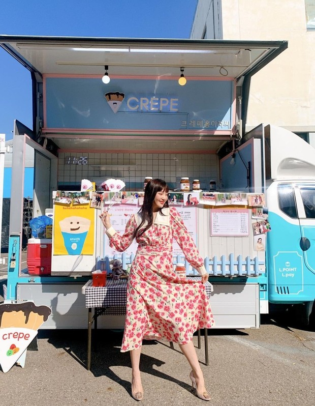 Outfit Floral ala Joy Red Velvet/Foto: Instagram.com/_imyour_joy