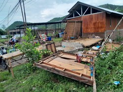 Banjir Bandang-Angin Kencang Landa Sumbawa Barat, Rumah dan Toko Rusak