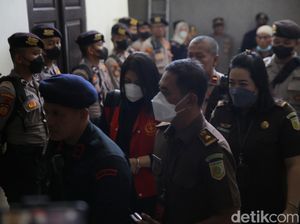 Putri Candrawathi Tiba di PN Jaksel, Siap Jadi Saksi