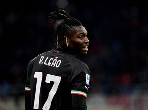 Rafael Leao Tidak ke Mana-mana, Mau Main di Milan Lebih Lama
